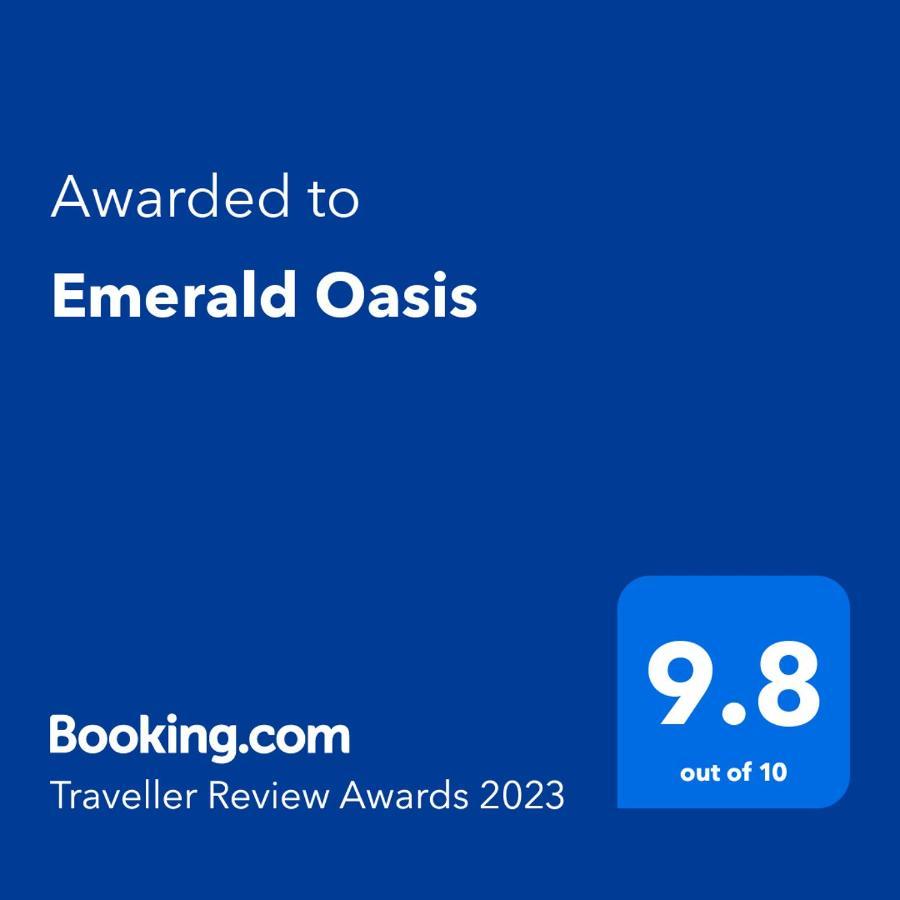 Emerald Oasis Bucureşti Ngoại thất bức ảnh