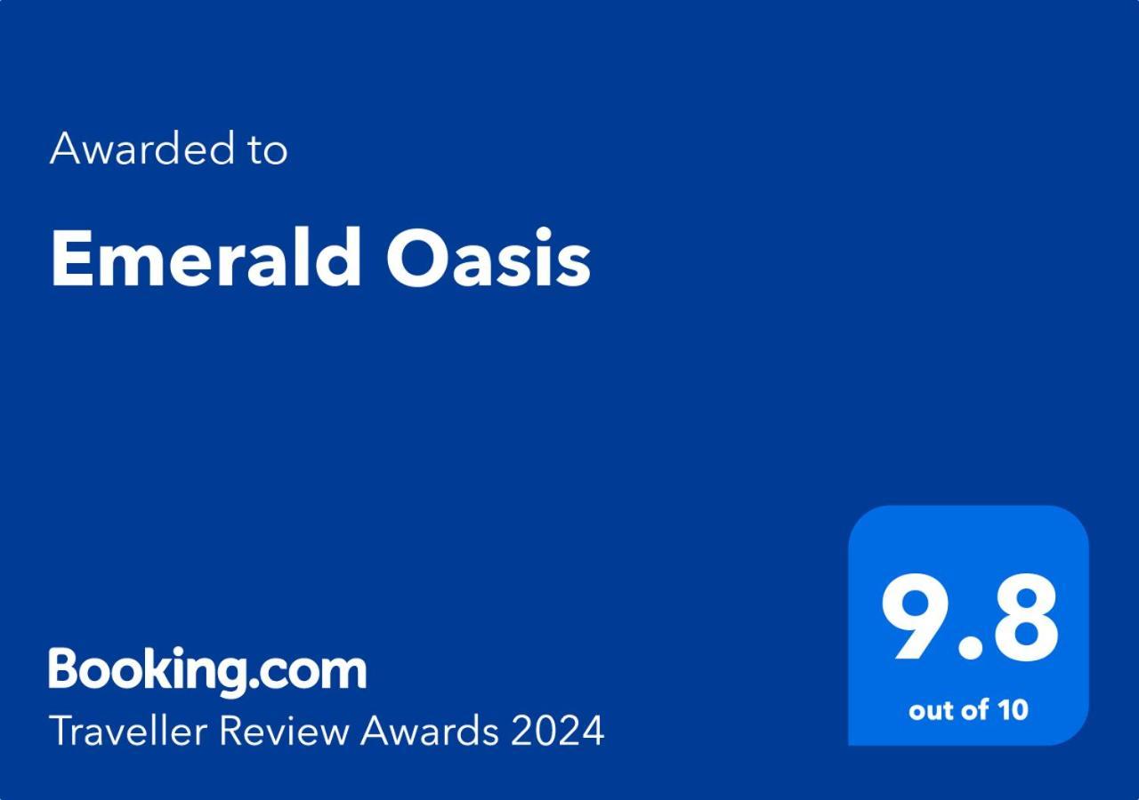 Emerald Oasis Bucureşti Ngoại thất bức ảnh